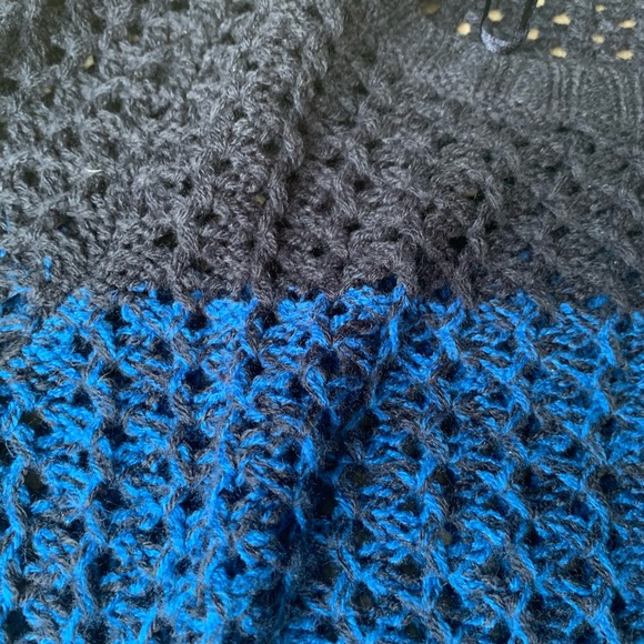 Women’s sweater - Picture 5 of 10